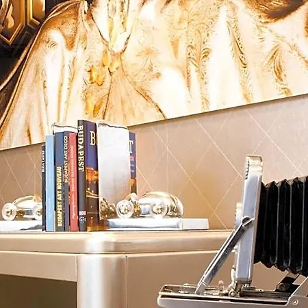 Apartahotel Milford 4*