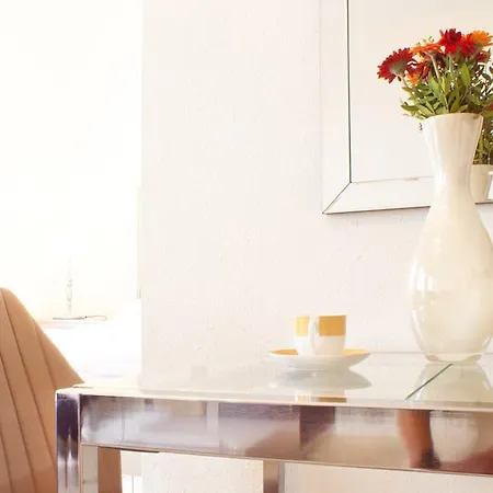 Aparthotel Milford 4*