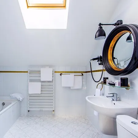 Milford 4* Budapest