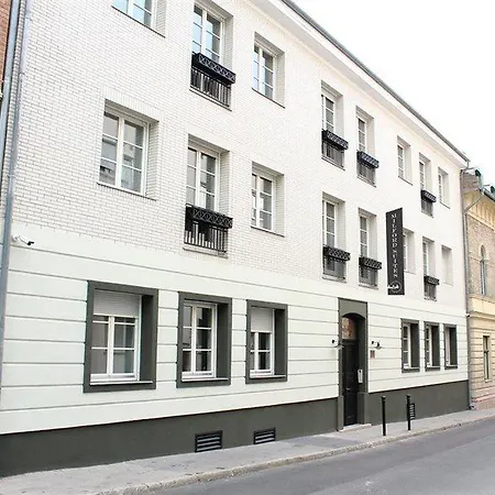 Milford 4* Budapest